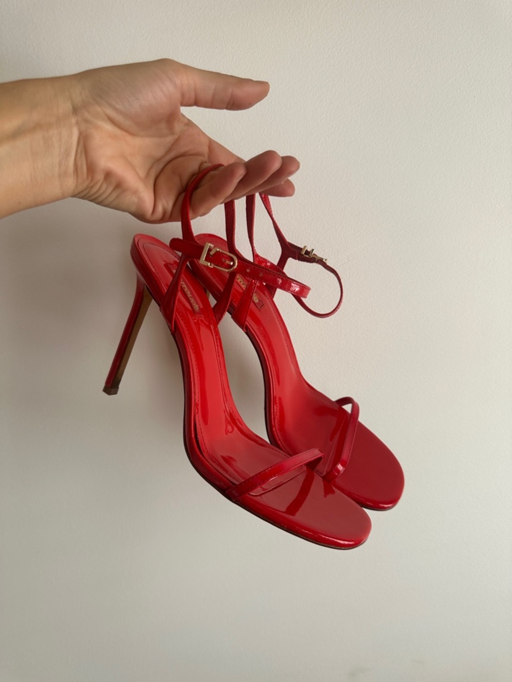 Strappy Larroude Heels! Sz 11!